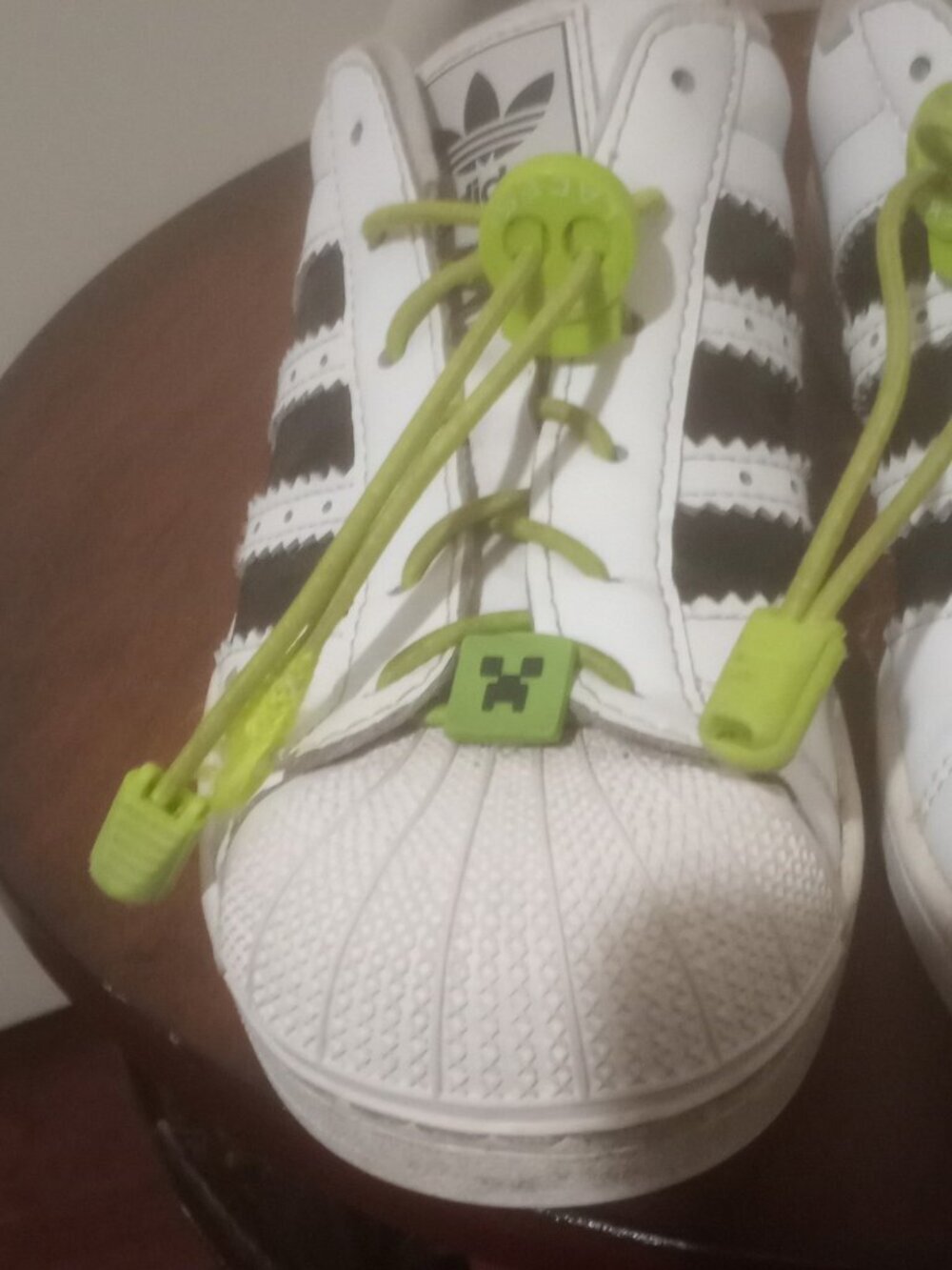 Kids Size 5.5 Adidas Superstar II J MINECRAFT White Black Shoe JQ8749 - Picture 7 of 13